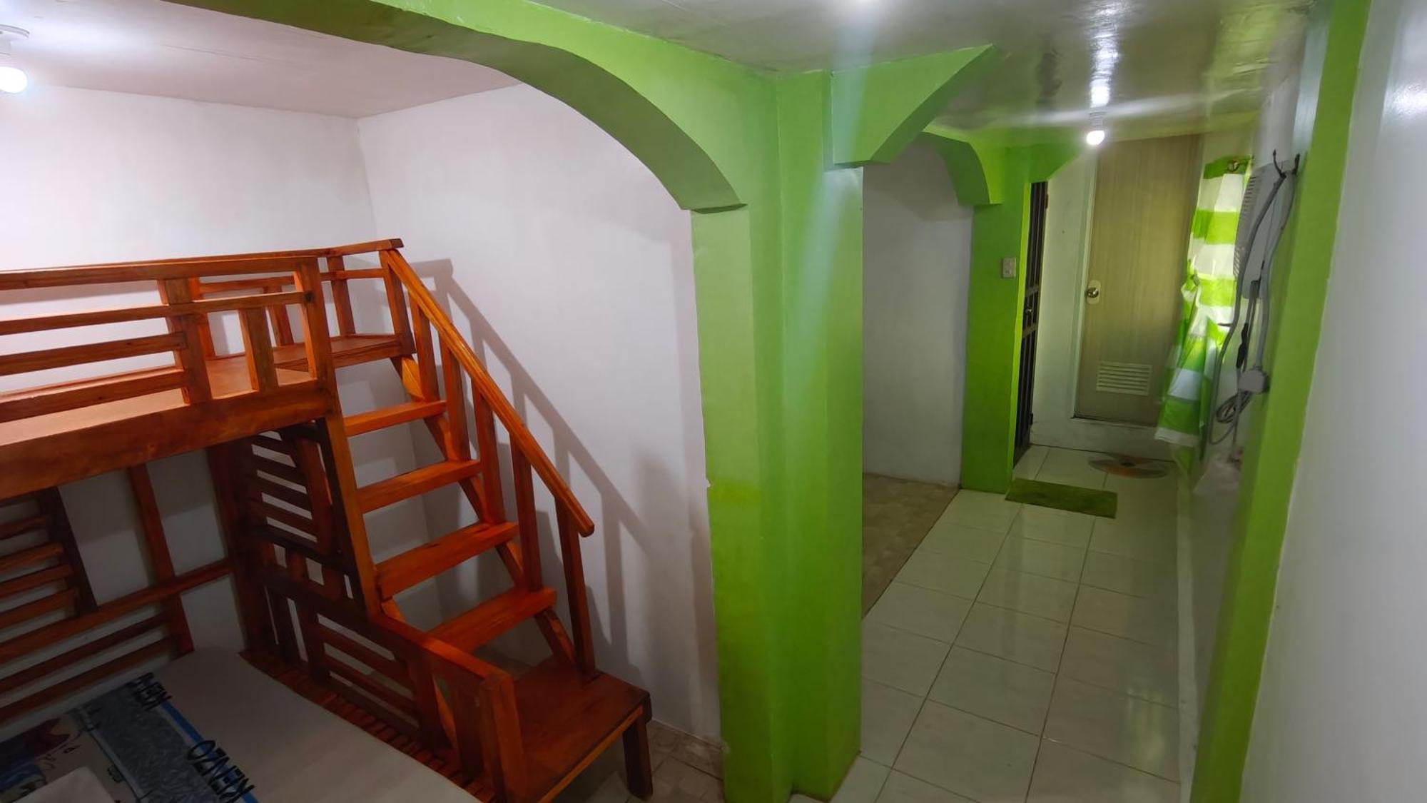 Guanna'S Place Room And Resto Bar Logon Luaran gambar