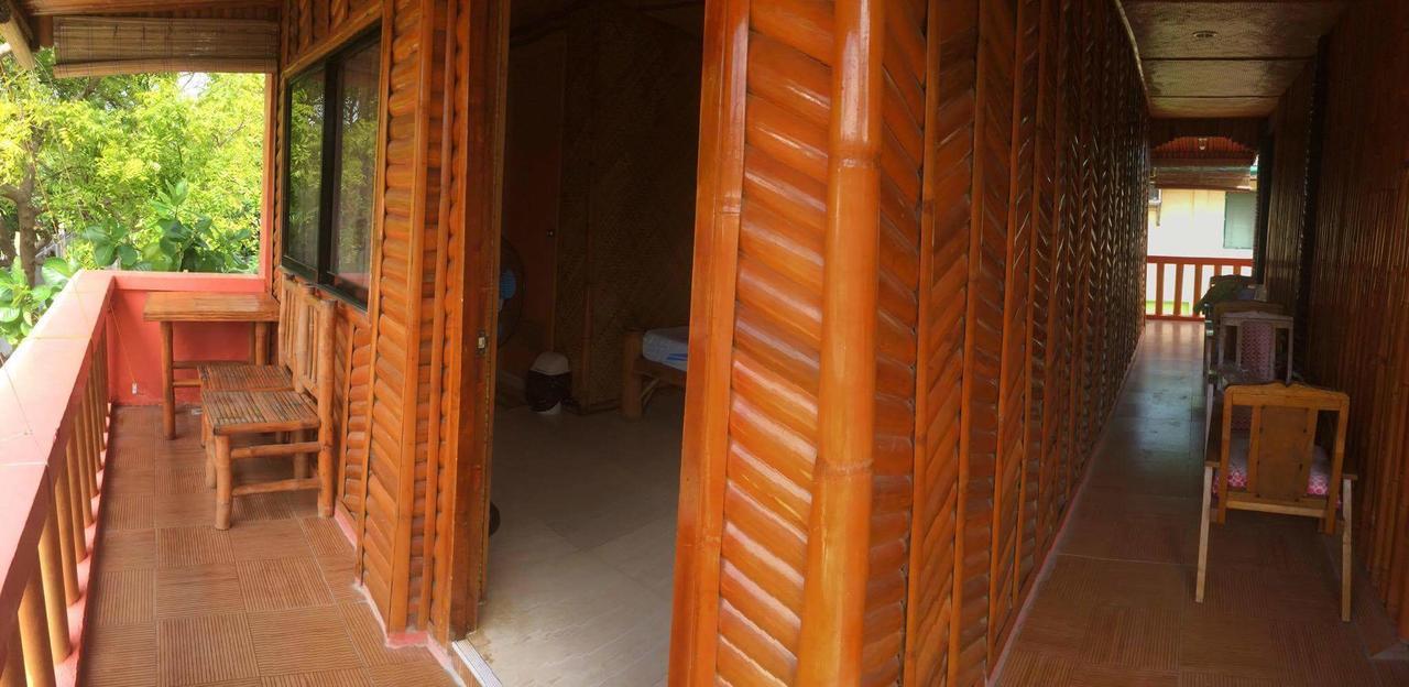 Guanna'S Place Room And Resto Bar Logon Luaran gambar