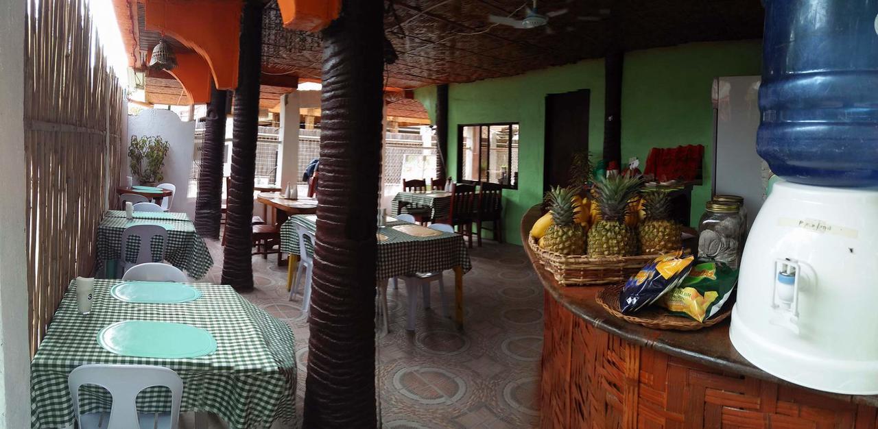Guanna'S Place Room And Resto Bar Logon Luaran gambar