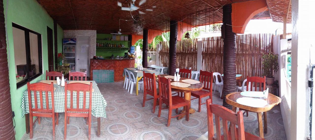 Guanna'S Place Room And Resto Bar Logon Luaran gambar