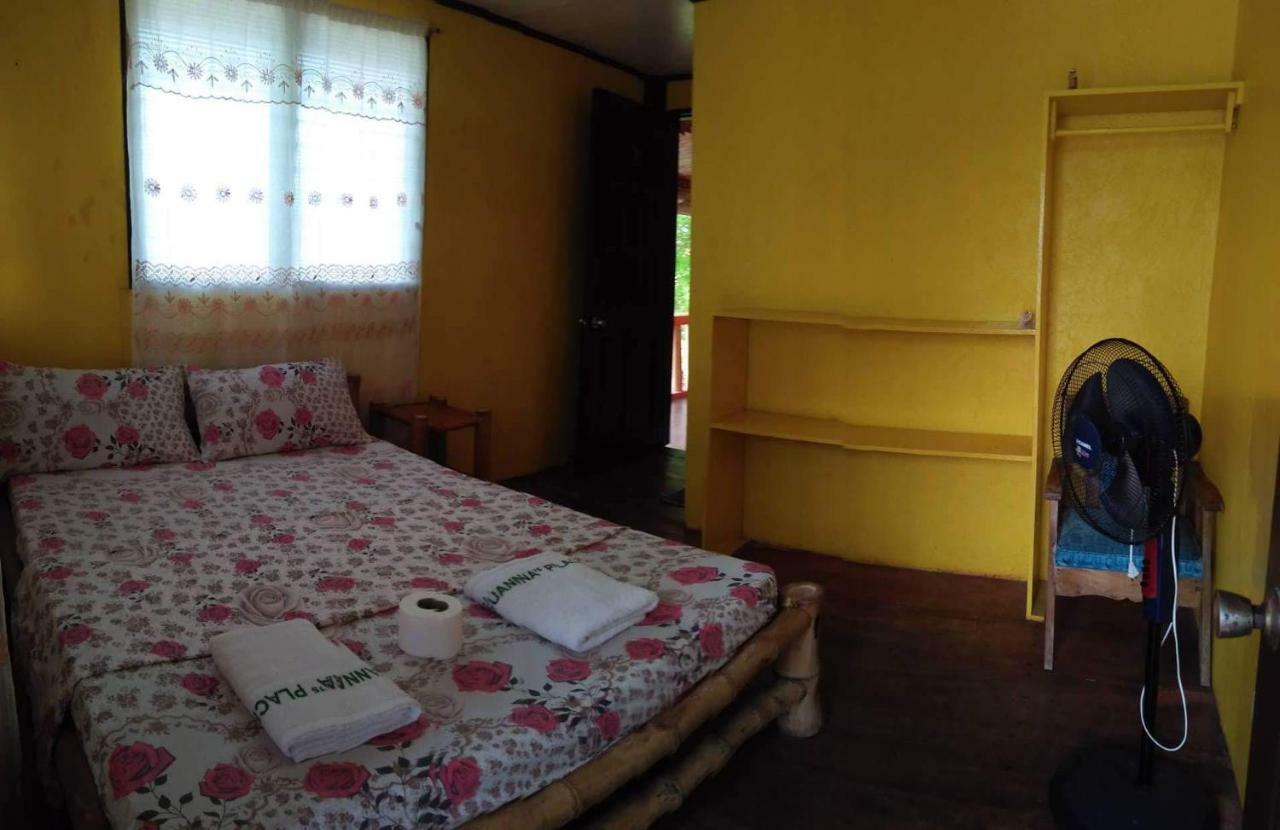 Guanna'S Place Room And Resto Bar Logon Luaran gambar